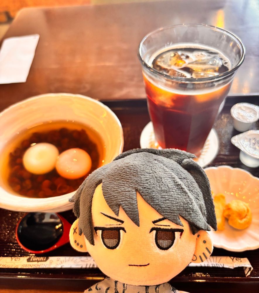 大量のにんげんに揉まれながら参拝してきた布