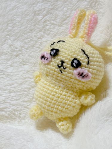 母親が作ったあみぐるみうさぎ 味があってかわいい