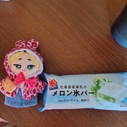 昨日は暑かったのでかき氷食べたよ〜🍧メロン味美味しかった！🍈