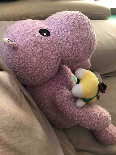 こちらペロ、ぐんまちゃんを支えております