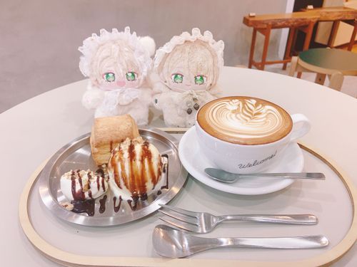 わが家のあいらくんです🧸🐰
🧸ぬは9がつでお迎えして3年目になりました꒰ ᐡᴗ͈  ̫ ᴗ͈ᐡ ꒱ﾊﾔｲ❕
始めたてで勝手がわからないのですが、みなさんのお家の素敵なぬいちゃんをたくさん拝見できたらうれしいです！
よろしくお願いします‎𓂃𓈒⟡・🍋.ᐟ
