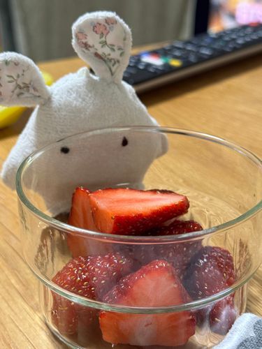 じーーーーー🍓