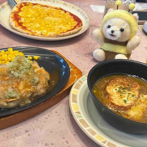おともだちとサイゼリヤ行った！
ずっぱ！！