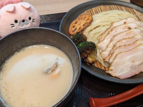 つけめんのようきは あつい。