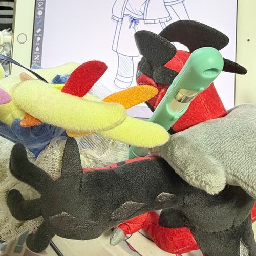 お絵描き、楽しいですけども！！
おかげさまで進みません！！