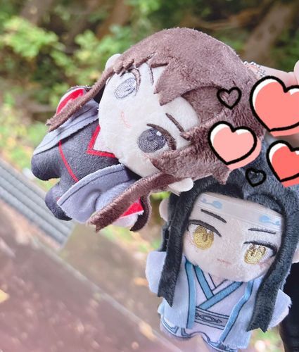 羨：再熱してる、るねが俺たちこと大学まで連れてってくれたんだ〜✨️な、湛湛!!
湛：私は羨羨についてきただけだ……