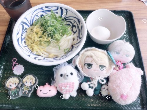 おうどんだ！
今日は仲間がいっぱいいるぞ。