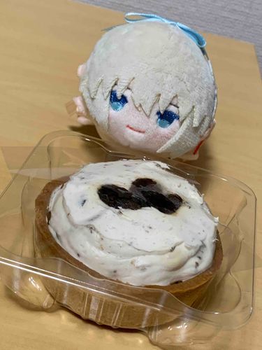 コンビニでラムレーズンタルトというものを買いました。大変美味しかったです。