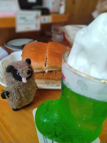 ほれ！とけはじめとるでねの！おらが手伝っちゃるからね！いや、ぅんまそうだぁ。