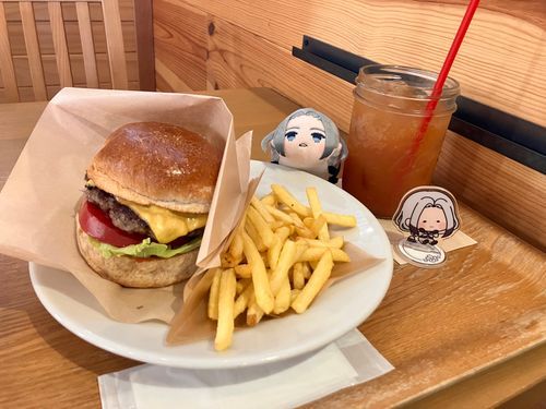 んまほぺのおれもいっしょ🍔