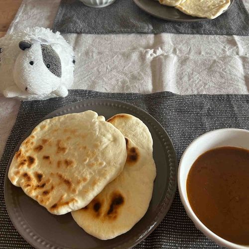 もちゃ おうちで なん でびゅ〜🍛𖤐´-