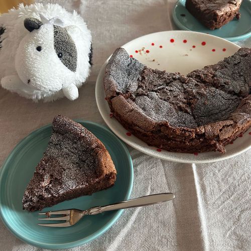 はじめてがとーしょこら つくってみたんだモ🍫 むずかしいモー🌀