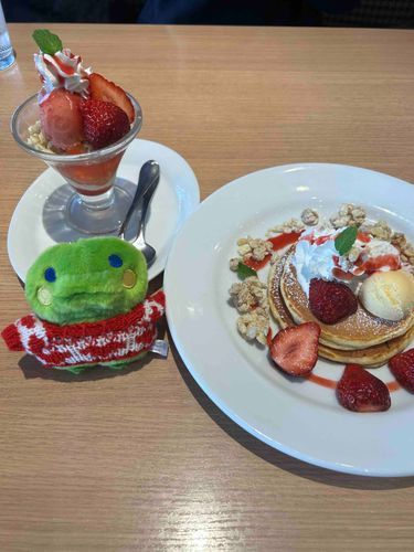 いちごだいすきだっち♪