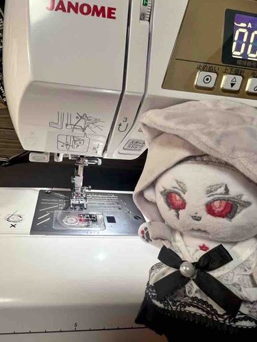 おひさしぶりです、わたくしちゃんです！
ねんまつにミシンがやってきました
やっとおひまができたそうなのでついにつかってみたそうです！

じゃーん！
あたらしいおぱんつをつくってもらいました！ふわもこであったかいです♪