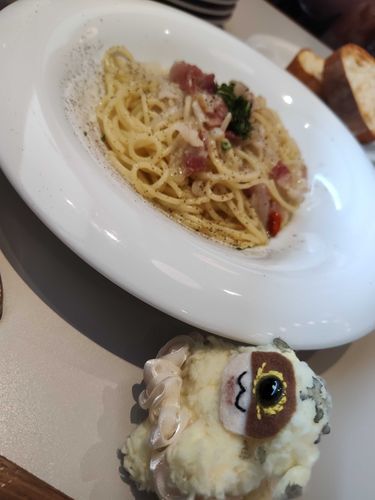 ちいかわ観てから、ずっとどうするのが良かったのか考えてるまめぇ