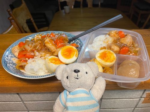 べべの手料理日記📔セロリ用に残しておいた一角をゆで卵に取られた酢鶏弁当🥚