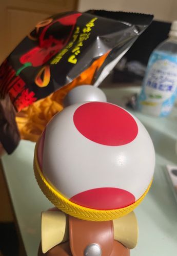 くんくん…何ともスパイシーな香り…
この穴の中には…お宝がある…❓❓