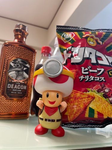 明日もオフなのでー…‼️
(人間が)珍しく飲みます‼️‼️(なーんかヤバそうなお酒ですね…合法ですか❓❓❓

たいちょーはおこぼれでドンタコス貰えるので何でもいいですけどね‼️

ドンタコス‼️ドンタコス‼️ドンタコスったらドンタコス‼️