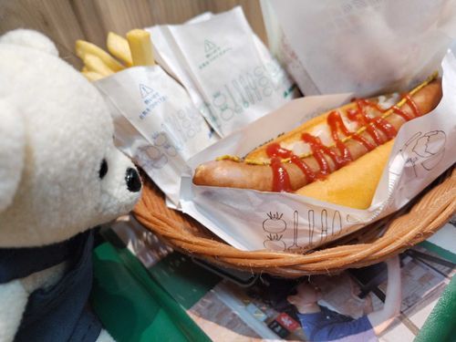 ご主人とホットドッグ食べたの🌭😋