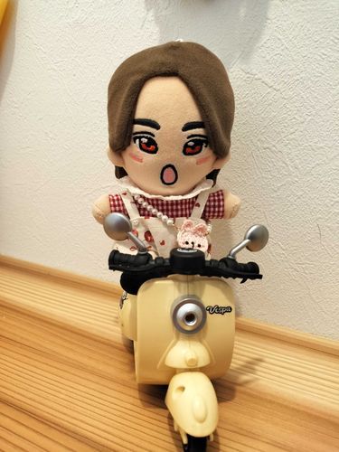 なぁ！これほしい！これ買うて！？乗れるて！いけるからあ！！🥺🥺