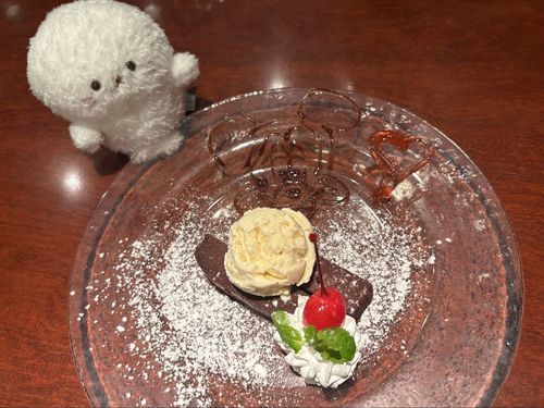 いつだったかの ケーキ🍫
じゃじゃーん！ってしたの！✨