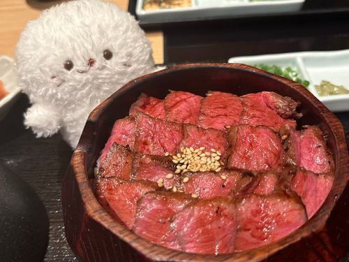 みてみてええ！！
ひつまぶし たべたよぉ〜✨