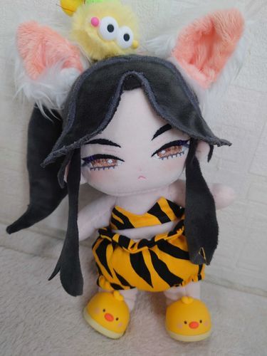 今日はパンツの日でもあるらしい。
主が作った鬼を模した服だそうだ。

なに？だっちゃ？
なんだそれは。
