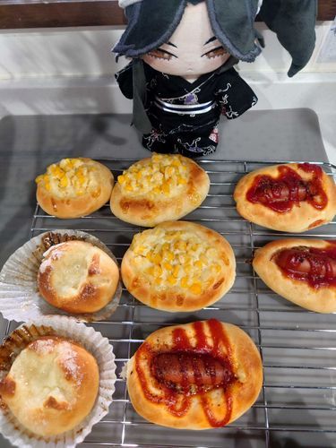 明日はシュガーバターのパンを食べよう。
うむ、久しぶりだな。