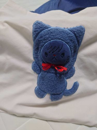 な、なんですかこれは！
😾おれは荷物じゃないです！！