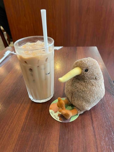 はじめてのカフェでキンチョーしぴ