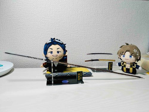 にほんごうと おれの アクスタを くみたてました！じっかのような あんしんかんですね〜