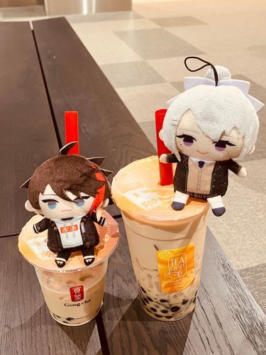 ゴンチャ〜〜🌶🍁
LINEでモバイルオーダーしたら1杯無料クーポン貰えた( ु ›ω‹ ) ु♡🧋