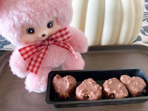 ハートのチョコアイスです