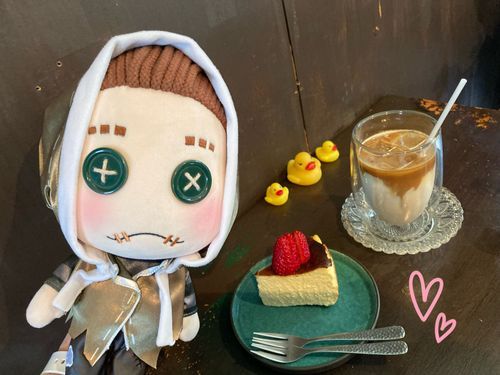 バスクチーズケーキ☆…アイスコーヒーを添えて✨