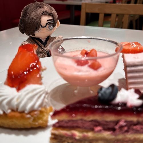 こんなにスイーツ食べてるのに、主くんはパスタが一番好きなんだって。僕も食べたいなぁ