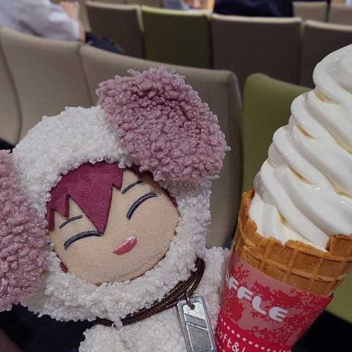 わんちゃんの着ぐるみを来た狗丸トウマさん
