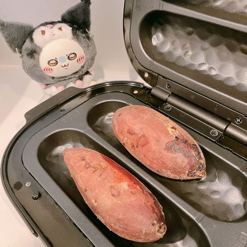 焼き芋焼けた！🍠
こないだドンキの焼き芋マイスターの資格に合格したんだ！
難しかったからカンニングしたんだ！