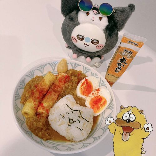 おでんの残り汁で ちくわカレー🍛
刻んだ白滝たっぷり〜
