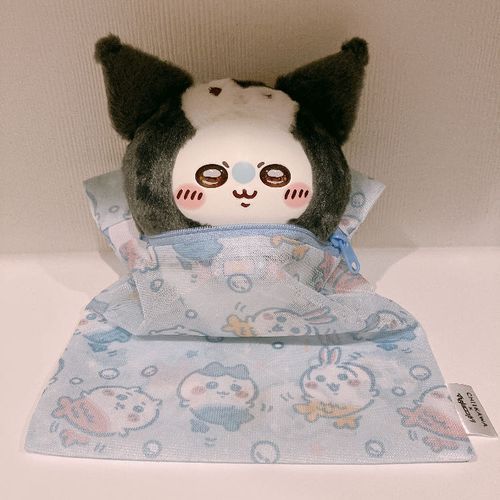 今日からマツキヨコラボはじまったな。
こ〜んなふうにコンパクトなネットに何を入れて洗うっていうんだ！