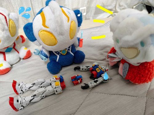 ヒカリがガンダムを分解しているときの写真だな、メビウスがなんかあわててたけどガンダムの分解はおもしろかったな〜