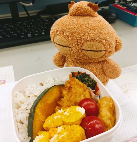 やっぱりいつものお弁当箱がいちばんぽちゃ〜◎
明日はお嬢さんの運動会！