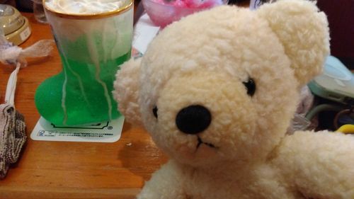 アイスが溶けて垂れてるよ🍦💦
