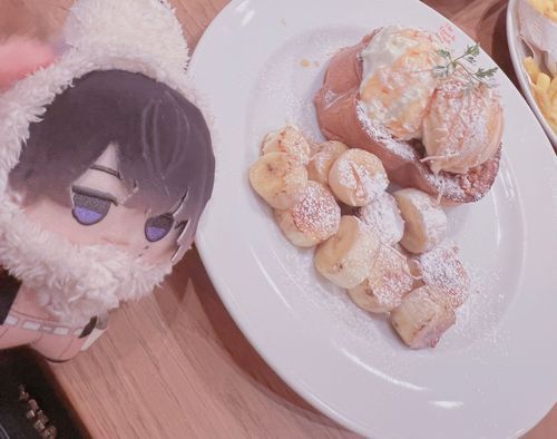 フレンチトースト活動の記録ちゃむ
𝑯𝒐𝒏𝒆𝒚がトロっとかかっている物にはなかなか出会えないちゃむね、、、