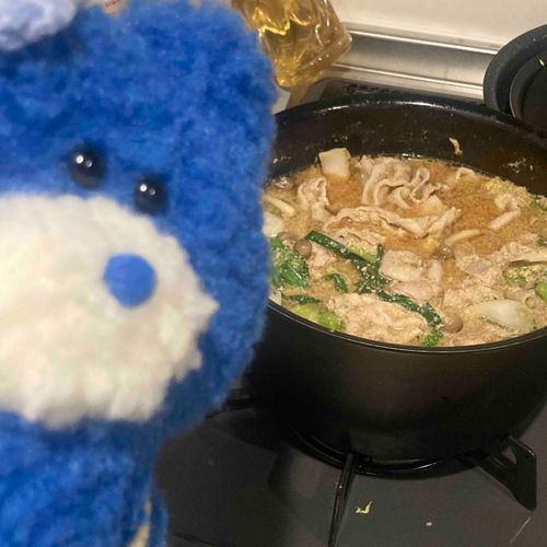 本日、胡麻豆乳鍋！
卓上IH無いのでキッチン