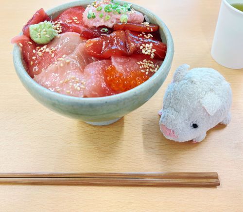 海鮮丼だよ〜！✨🐟