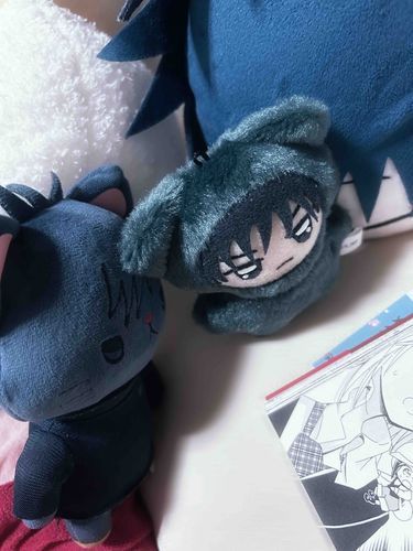 漫画読んでて横見たらめっちゃ覗きこんでた