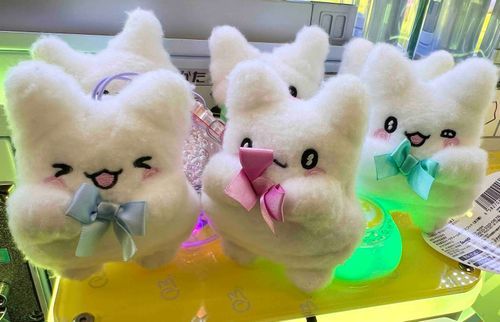 まるまる「ぶんしんのじゅつなの〜♪」
まるまる「おともだちいっぱいなの〜」