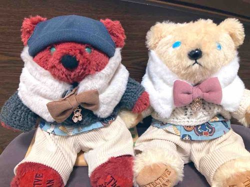 家主が先日のイベントとやらでお土産にとくれたあったかい襟だ。テデ谷君のようにふわふわだな。