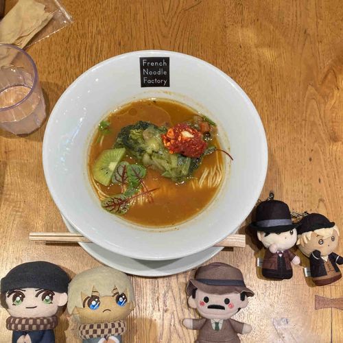 おしゃれな麺を食べたね、目暮