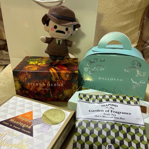 ホワイトデーにマカロンもらったね、目暮